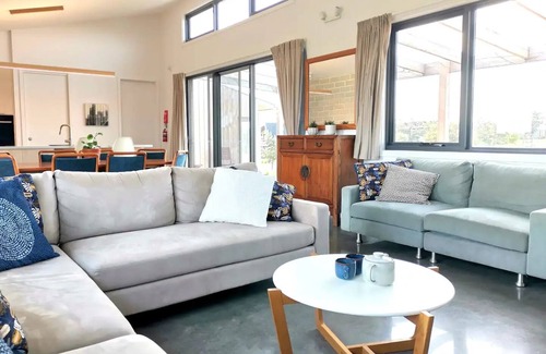 Cape Paterson House | Beach house in award-winning Eco Village surrounded by stunning beaches.nn