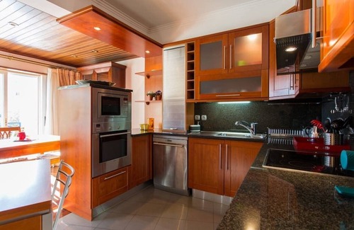 Oeiras Apartment | Beach house - near the beach between Lisbon and Cascais