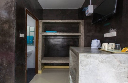 Pak Nam Pran Villa | BEACH HOUSE BUNGALOW