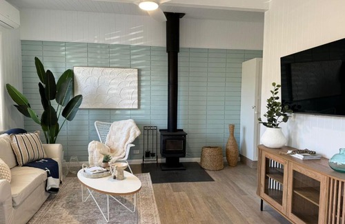 Scamander House | Beach Hut Scamander
