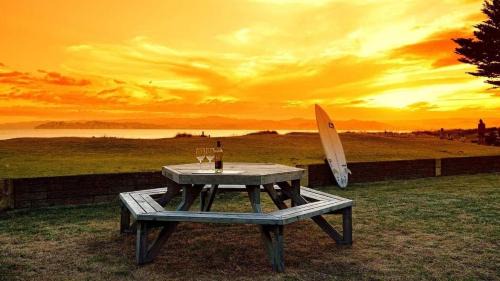 Gisborne House | Beach life - Easy going