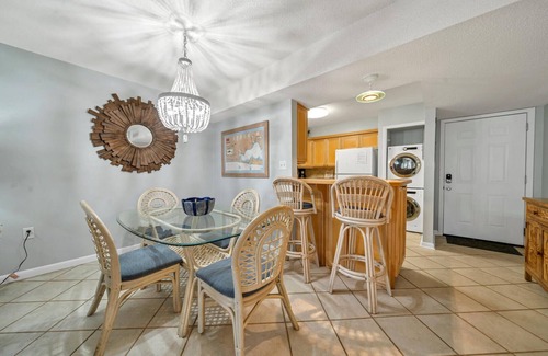 Fort Walton Beach - Destin Condo | Beach Service Included, Pickle Ball Courts , CLM 11A!