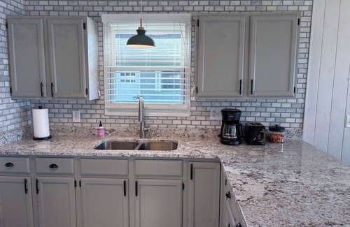 Petoskey Cottage | Beach Themed Cottage on Crooked Lake - Sleeps 6