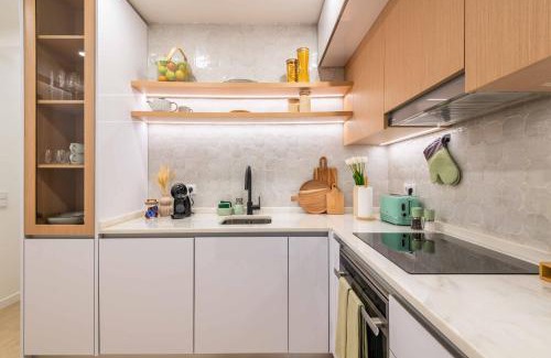 Armacao de Pera House | Beach Townhouse - Luxury, Wi-Fi, AC, 2 mins from the beach