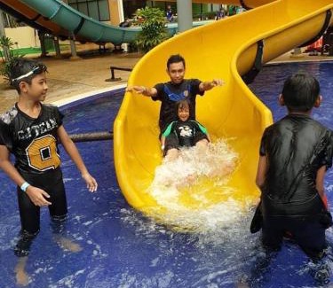 Endah Apartment | Beach view apartment from balcony