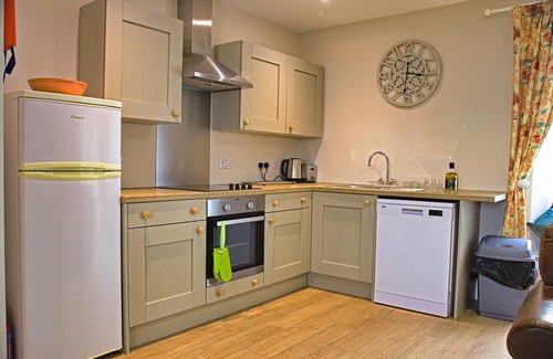 Carsethorn Apartment | Beachcombers - a cottage that sleeps 12 guests in 6 bedrooms