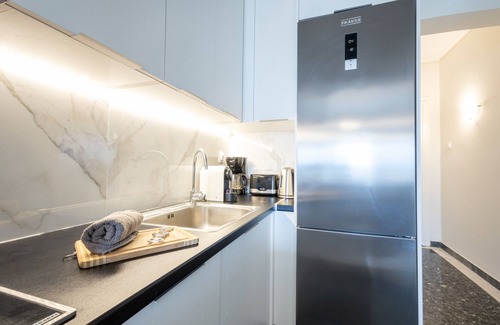 Voula Apartment | Beachfront 2-Bedroom Stay in Voula