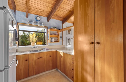 Parapara House | Beachfront Bliss, Parapara. Stunning beachfront home. Family and pet friendly.