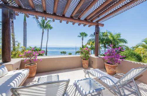 Punta de Mita Villa | Beachfront Enchanting Villa in Punta Mita