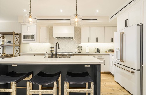 Buzzards Hotel | Beachfront Flats