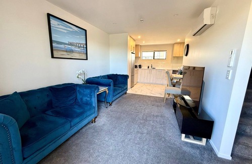 New Brighton House | Beachfront Haven New