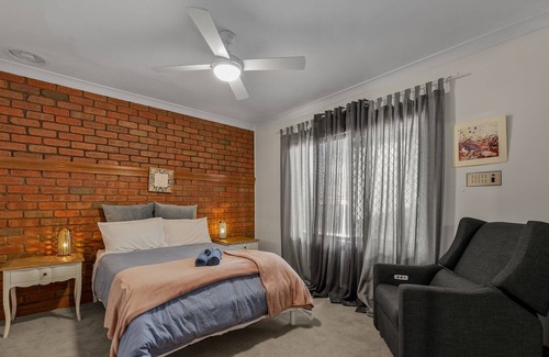 Chelsea House | Beachfront home with direct beach access and 180 degree bay views!