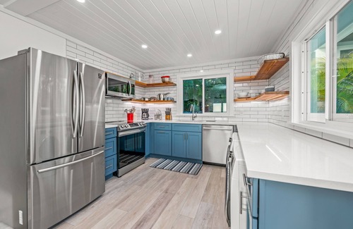 Anna Maria House | Beachfront Home with Amazing Deck and Beach Views! -Low Tide