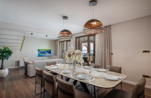 Kastela Villa | Beachfront Villa Anemona with Pool