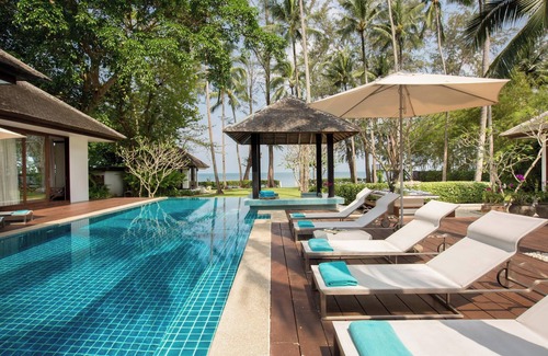 Lipa Noi Villa | Beachfront Villa w/Stunning Sunsets | Lipa Noi