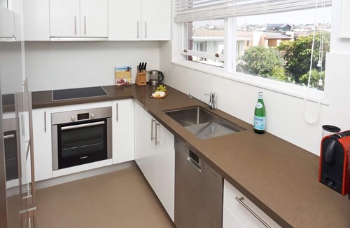 Tamarama Apartment | Beachside lookout close to Bondi Beach