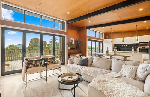 Otaki Beach House | Beachside Sanctuary – Otaki Beach Holiday Home