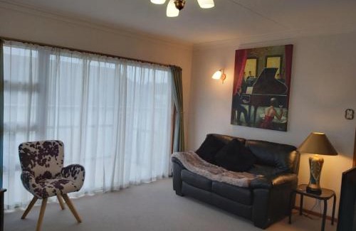 Saint Kilda House | Beachside Townhouse Dunedin