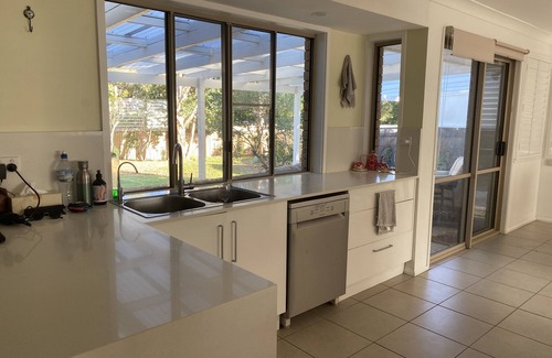 Sunrise Beach House | Beachy family home with just a walk to the beach or a 5 minute drive into Noosa.