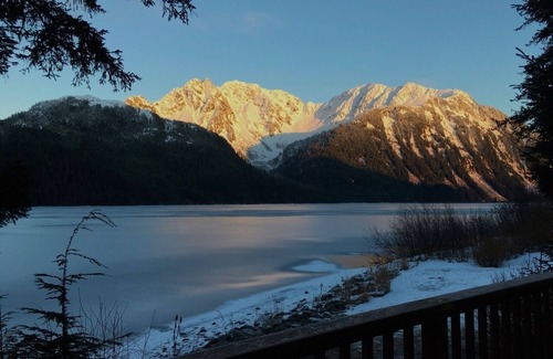 Cordova House | Bear Country Lodge #2