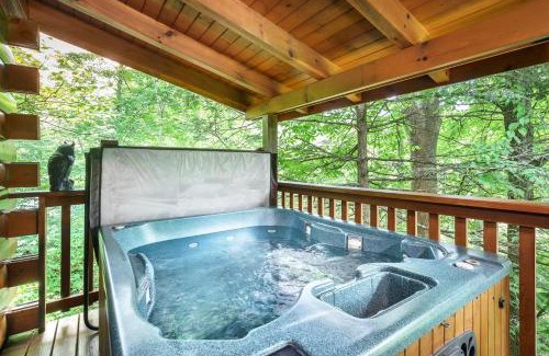 Black Bear Falls House | Bear Essentials By Stony Brook Cabins