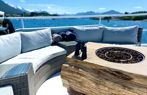 Sitka Boat Rental | Bear Paw Yacht Your All-Inclusive Charter Boat to Explore Sitka Waters