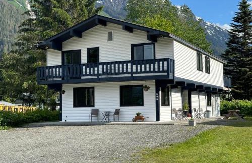 Stewart House | Bear Valley Guesthouse