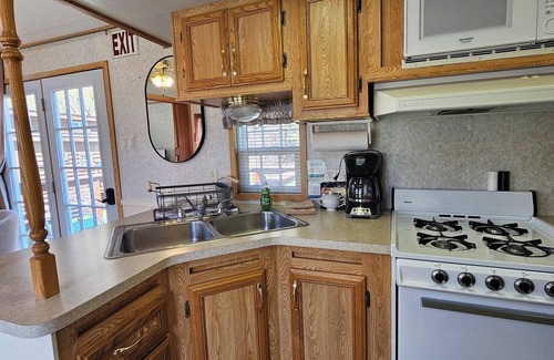 Hill City Cabin | Bears Den Vacation Cabin at Creekside