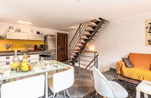 Santa-Reparata-di-Moriani House | Beautiful villa for 6 guests with WIFI, TV, terrace, pets allowed and panoramic view