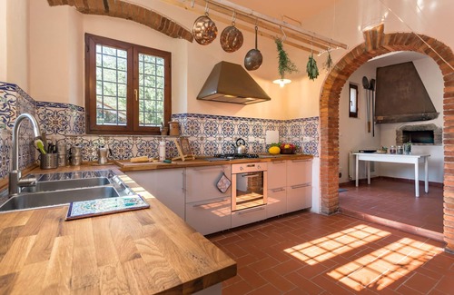 Cicogna Villa | Beautiful private villa for 10 guests with private pool, WIFI, A/C, TV and pets allowed