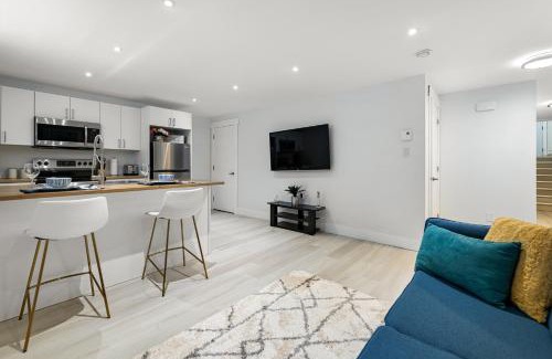 Moncton Apartment | Beautiful 1 bedroom apartment - private entrance