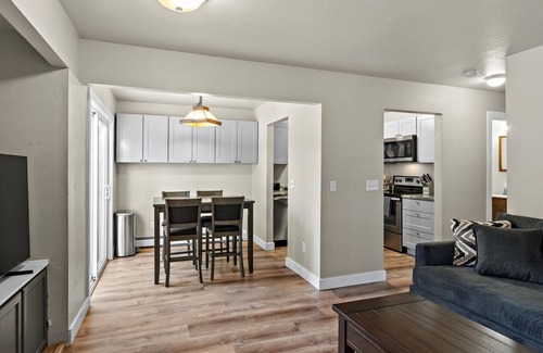 Northeast Anchorage House | Beautiful 3-bedroom house with a backyard and garage