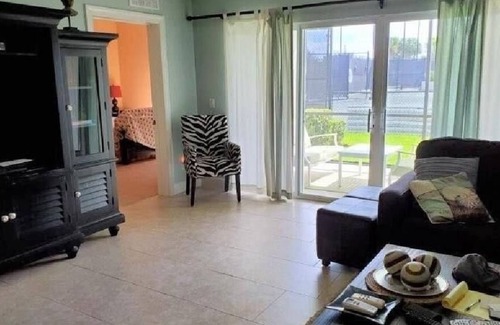 Boulevard Village and Tennis Condo | Beautiful 3 Br. Condo (320493) by Houzlet