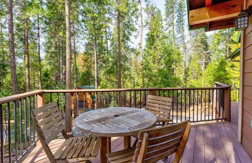 North Wawona House | Beautiful 3bd Sanctuary Inside Yosemite