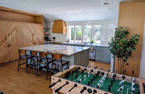 East Oak Hill House | Beautiful 4-bedroom home - near Barton Springs, Downtown, SoCo, Rainey St