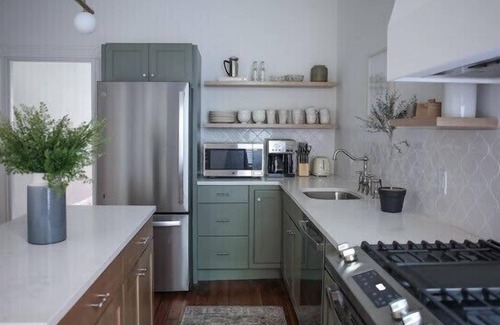 Lancaster House | Beautiful 4bd, 2.5ba Lancaster Center City Townhome