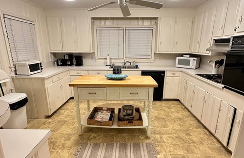 Litchfield by the Sea House | Beautiful 5-bedroom 2nd row home at Litchfield Beach in Pawleys Island