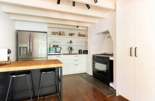 Bridgewater Villa | Beautiful Adelaide Hills Italian Villa Retreat set on 2 acres.