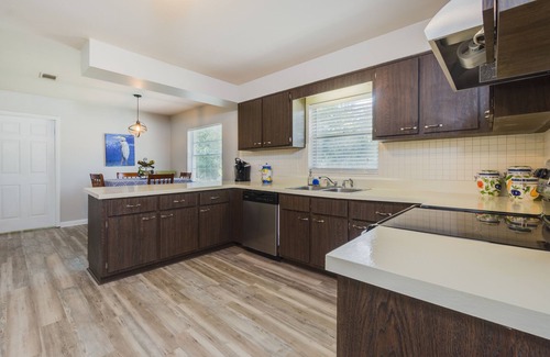Gainesville House | Beautiful and spacious 4/2 close to UF