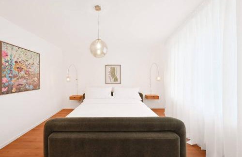 Elberfeld-Mitte Apartment | Beautiful and spacious 4-Room Apartments in City Center