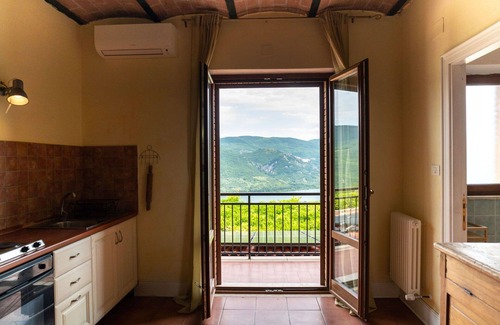 Villa Santa Maria Apartment | Beautiful apartment for 4 guests with WIFI, A/C, pool, TV, balcony and pets allowed