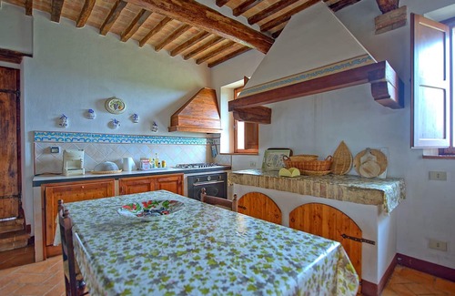 Monteroni d'Arbia Apartment | Beautiful apartment for 2 guests with pool, WIFI and panoramic view, close to Siena