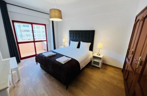 Povoa de Santa Iria Apartment | Beautiful Apartment - Family and Group of Friends