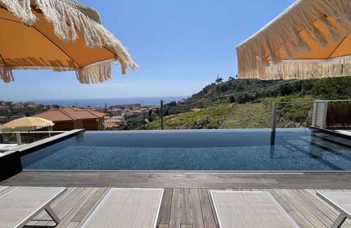 Costarainera Apartment | Beautiful apartment for 4 people with A/C, pool, WIFI, TV and terrace