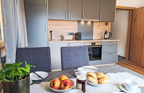 Oberau Apartment | Beautiful apartment for 4 guests with WIFI, TV, balcony and panoramic view