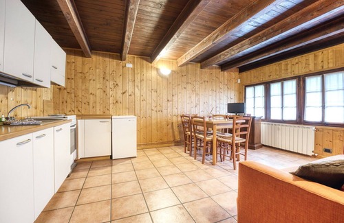 Macugnaga Apartment | Beautiful apartment for 6 guests with TV, balcony, pets allowed and panoramic view
