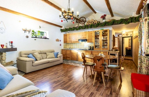 Isola Apartment | Beautiful apartment for 4 guests with WIFI, TV, terrace and pets allowed