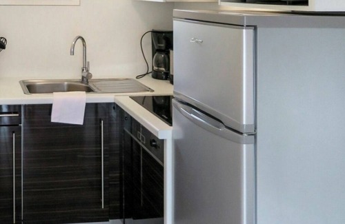 Montignac House | Beautiful apartment in villa for 6 guests with pool, WIFI, TV, terrace and pets allowed