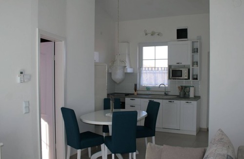 Vlasici Apartment | Beautiful apartment with sea view!