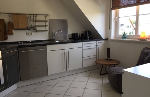 Refrath Apartment | Beautiful bright terrace apartment at the forest 15 min in cologne.